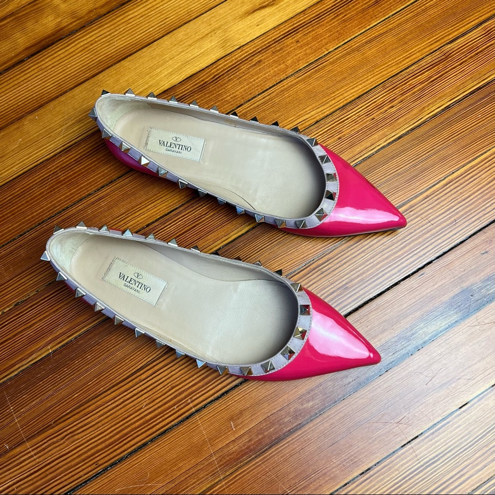 VALENTNO GARAVNI  Patent Leather Rock Stud Ballet Flats - Picture 13 of 17